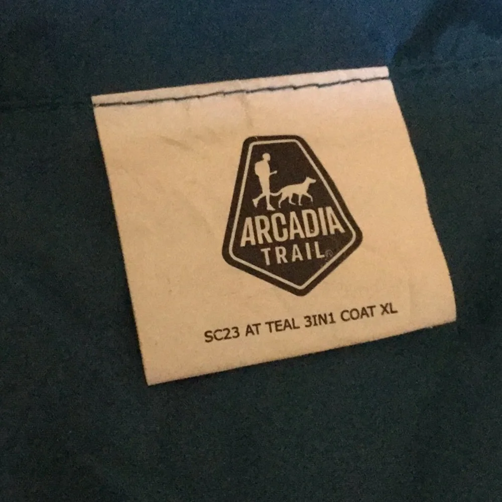 Arcadia trail dog jacket trail diving dock dogs water cabin lodge travel coat